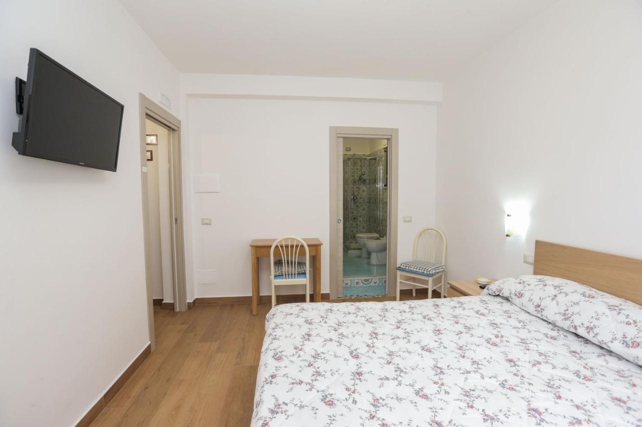 La Dea Bendata Minori Exteriör bild